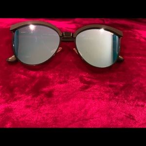 Quay Stardust Sunglasses